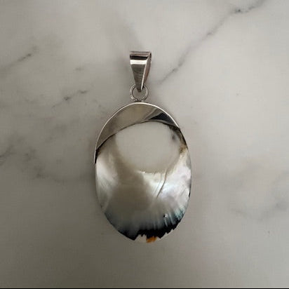 Vasa Shell & Sterling Silver Pendant