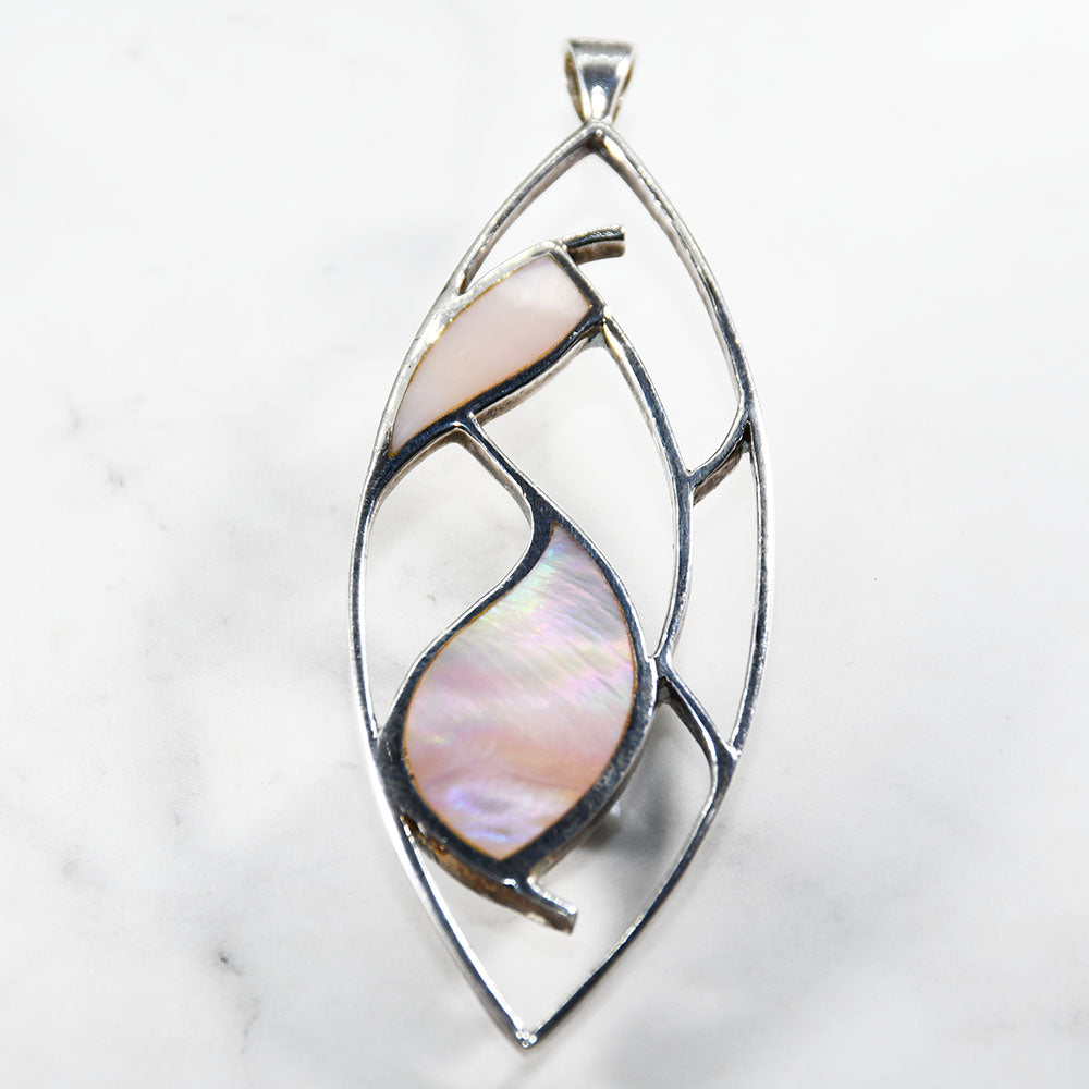 Atama Leaf Pendant