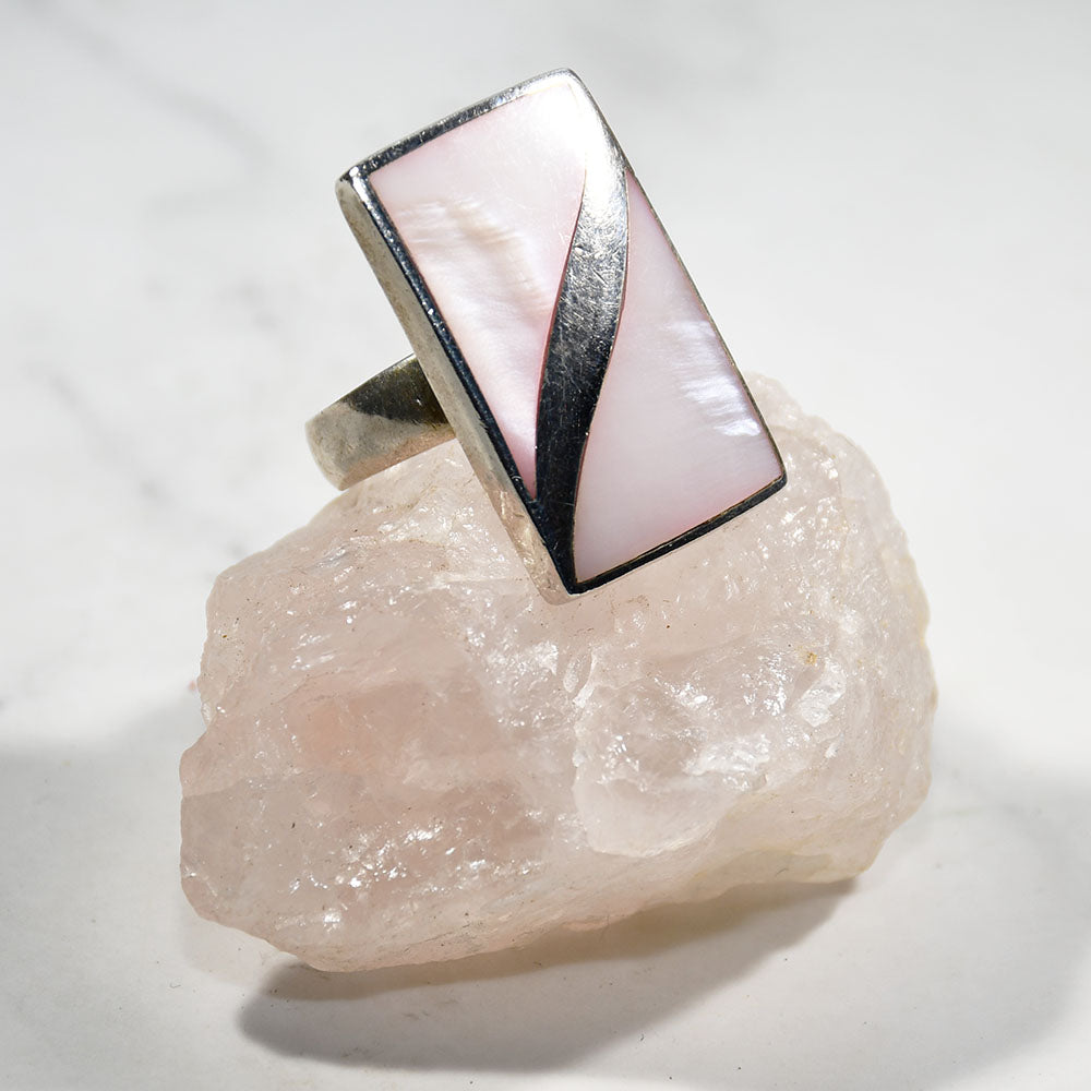 Elian Pink Ring